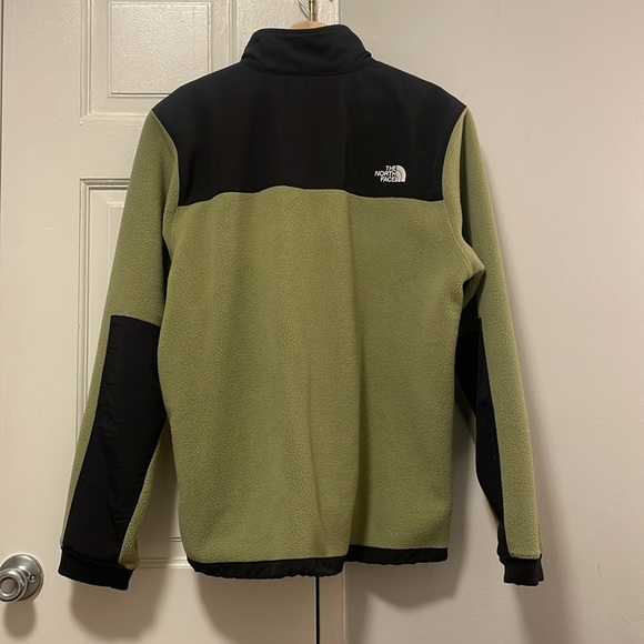 North face Denali fleece jacket - Picture 2 of 5